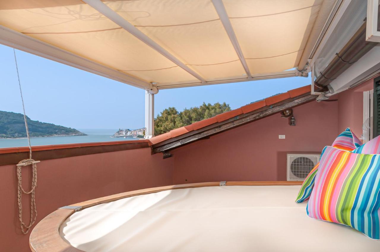 The Boat House Portovenere Apartment ปอร์โตเวเนเร ภายนอก รูปภาพ